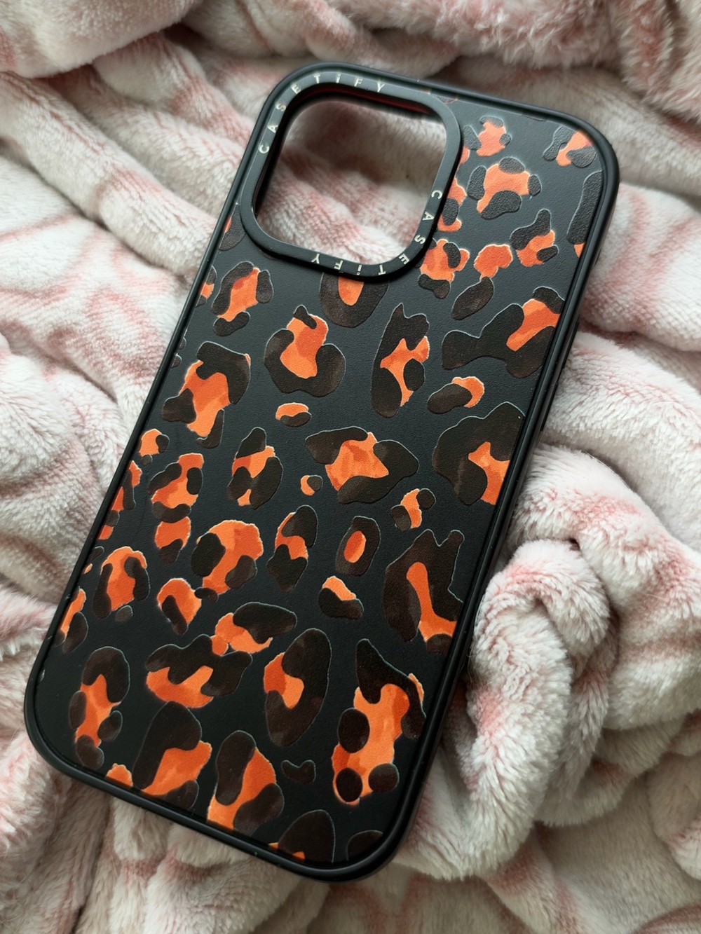 Casetify iPhone 15 pro max dark leopard